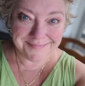 Meet your Posher, Dawn